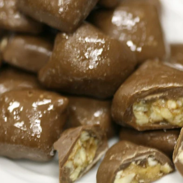 Southern Yum Milk Chocolate Pecan Brittle 7010 | Buffalo Trader Online