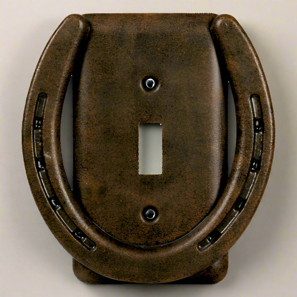 rusty horseshoe single light switch plate