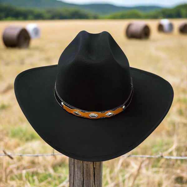 black felt finish western cattleman hat