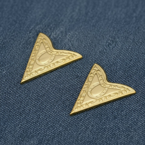 Gold Horseshoes Collar Tips