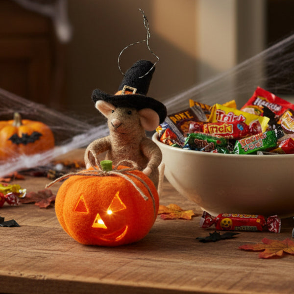 felted halloween mouse ornament with led light