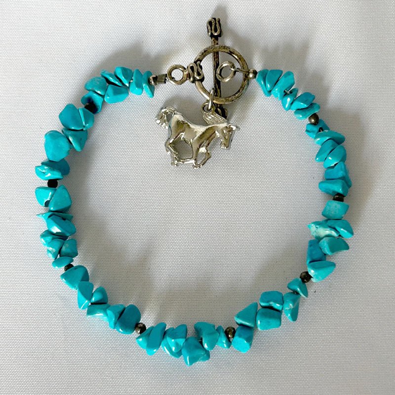 7" turquoise beaded horse charm bracelet