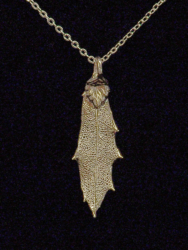pointed oak gold leaf necklace