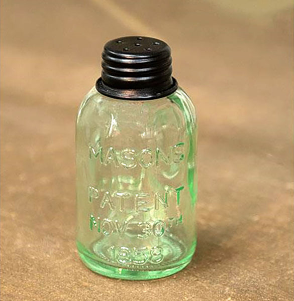 mini mason jar seasoning shaker