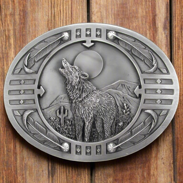 pewter howling wolf belt buckle